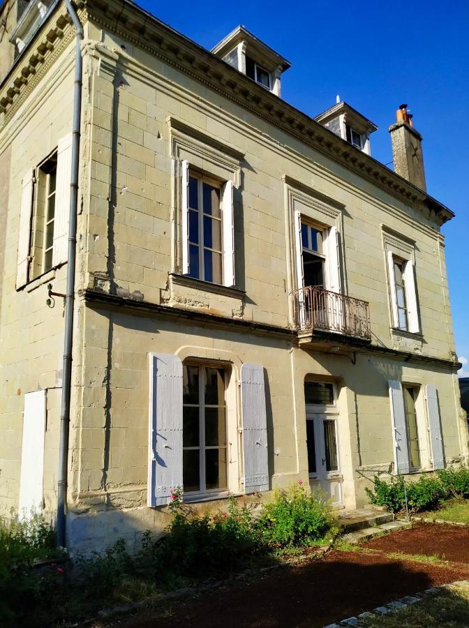 Le Gite Du Tresor Lägenhet Montreuil-Bellay Exteriör bild