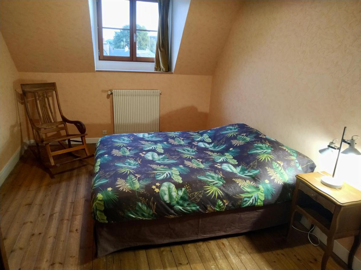 Le Gite Du Tresor Lägenhet Montreuil-Bellay Exteriör bild